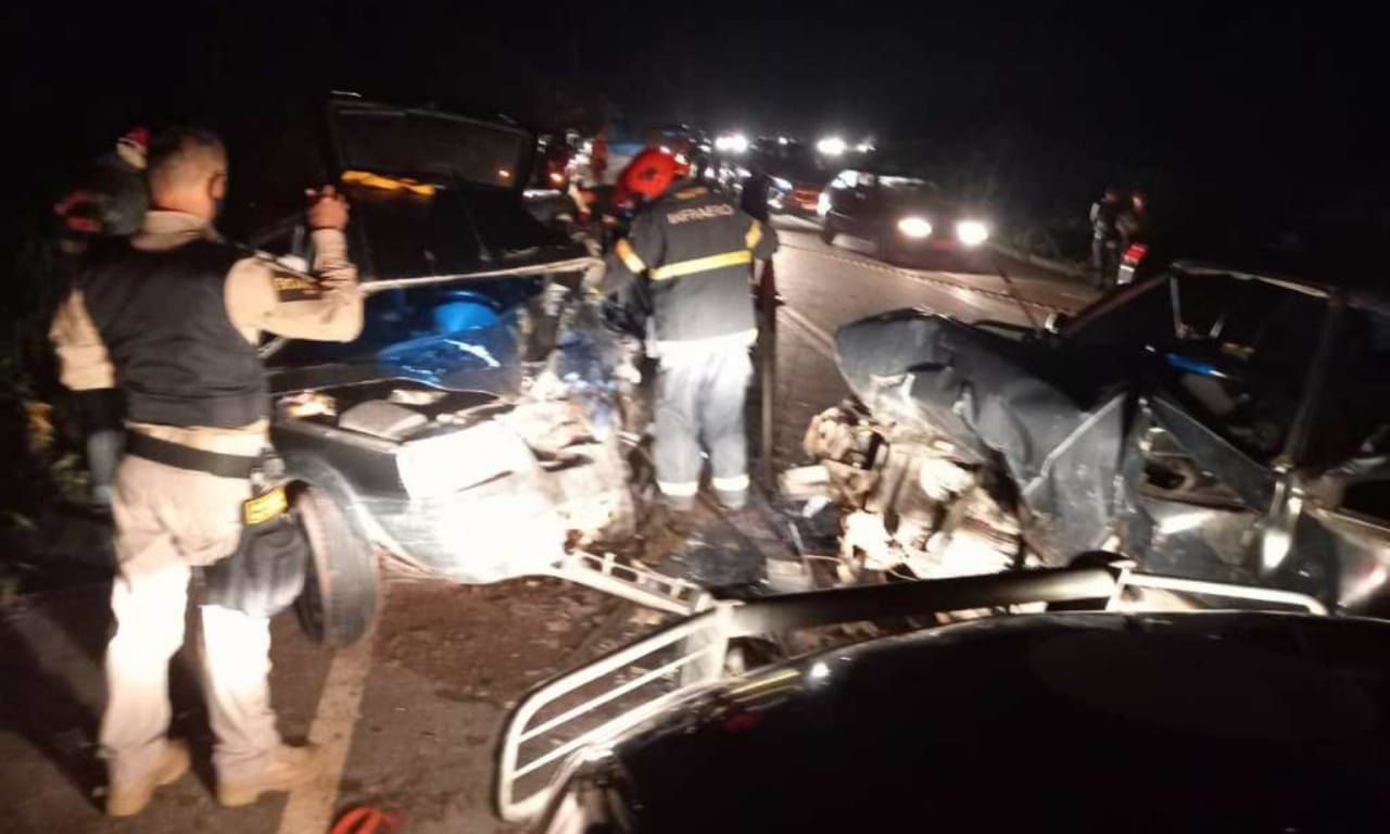 Colisão entre veículos deixa três mortos e dois feridos no oeste do Pará