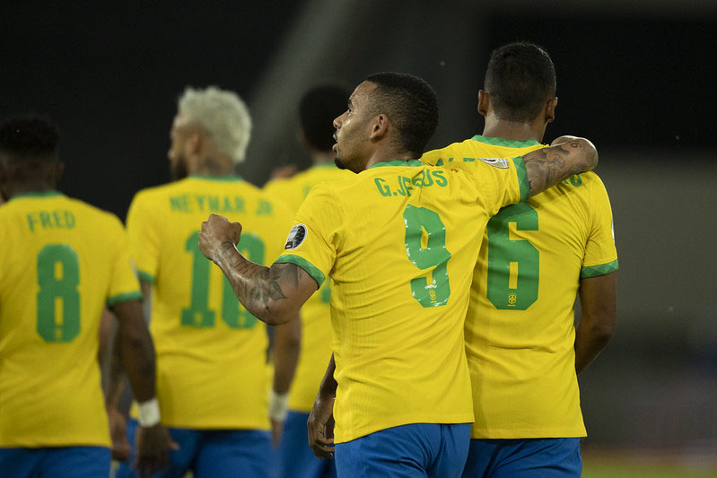 Brasil e Colômbia disputam liderança na Copa América