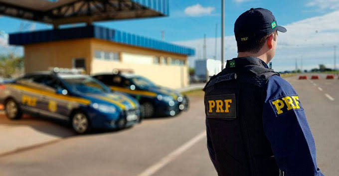 PRF prende motorista e recupera carro roubado em Marabá