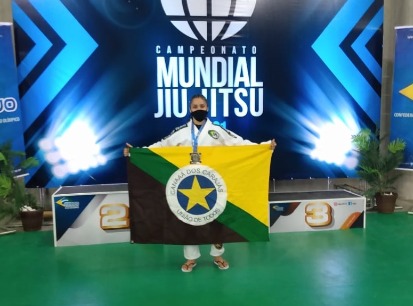 Jovem de Canaã é vice-campeã mundial de Jiu-Jitsu Olímpico