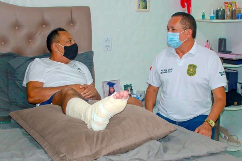 Policial atingido em confronto com bandidos tem alta e passa bem
