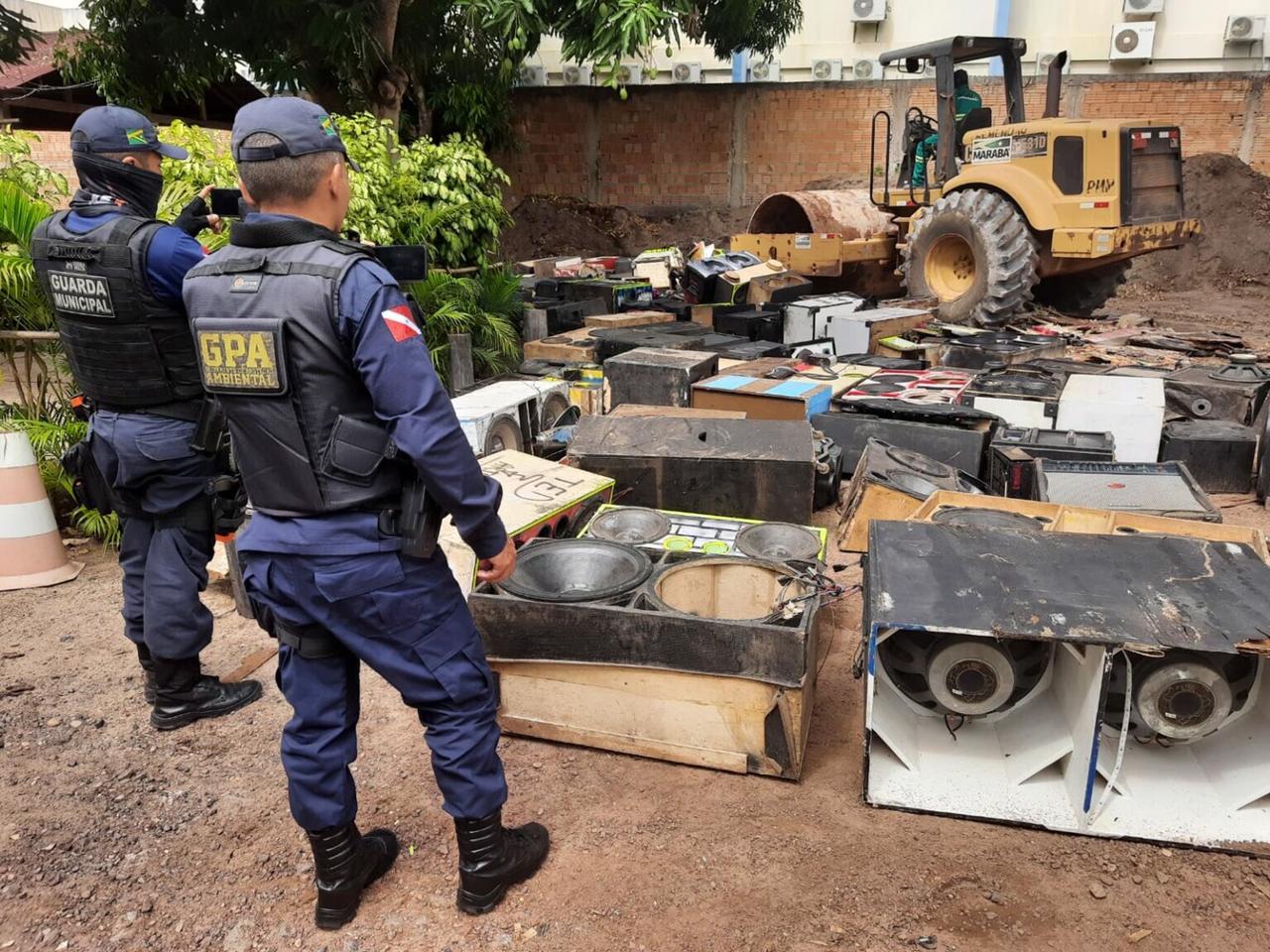 Equipamentos sonoros apreendidos são destruídos em Marabá