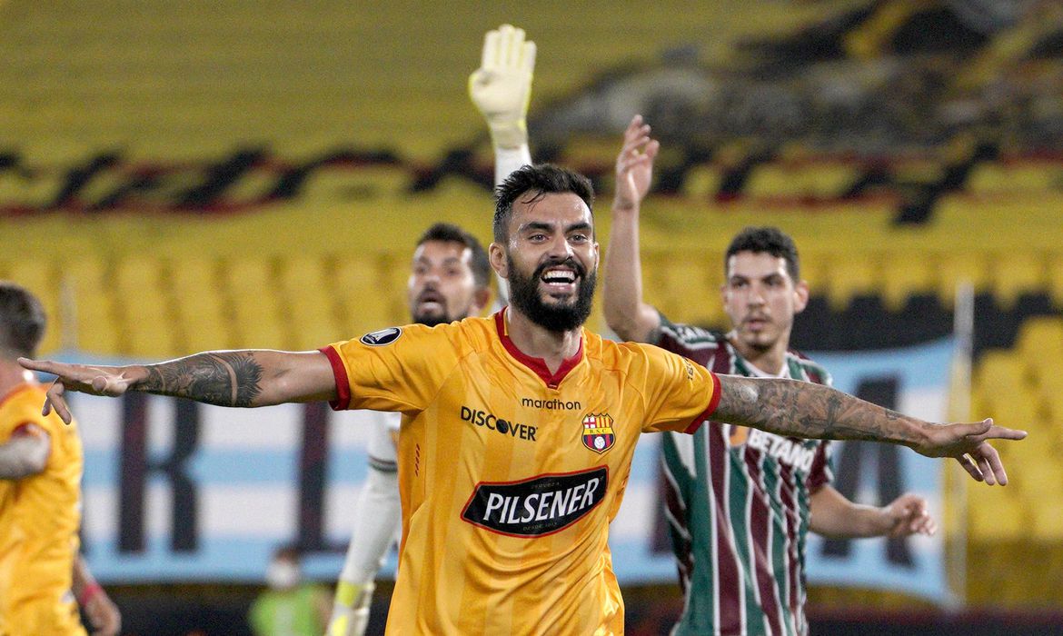 Flu empata com o Barcelona e impede semi brasileira na Libertadores