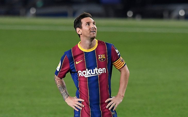 Messi está ‘em choque’ por não renovar com o Barcelona, diz jornal