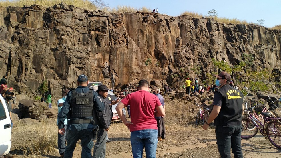 Menina indígena sofre estupro coletivo e morre ao ser jogada de penhasco