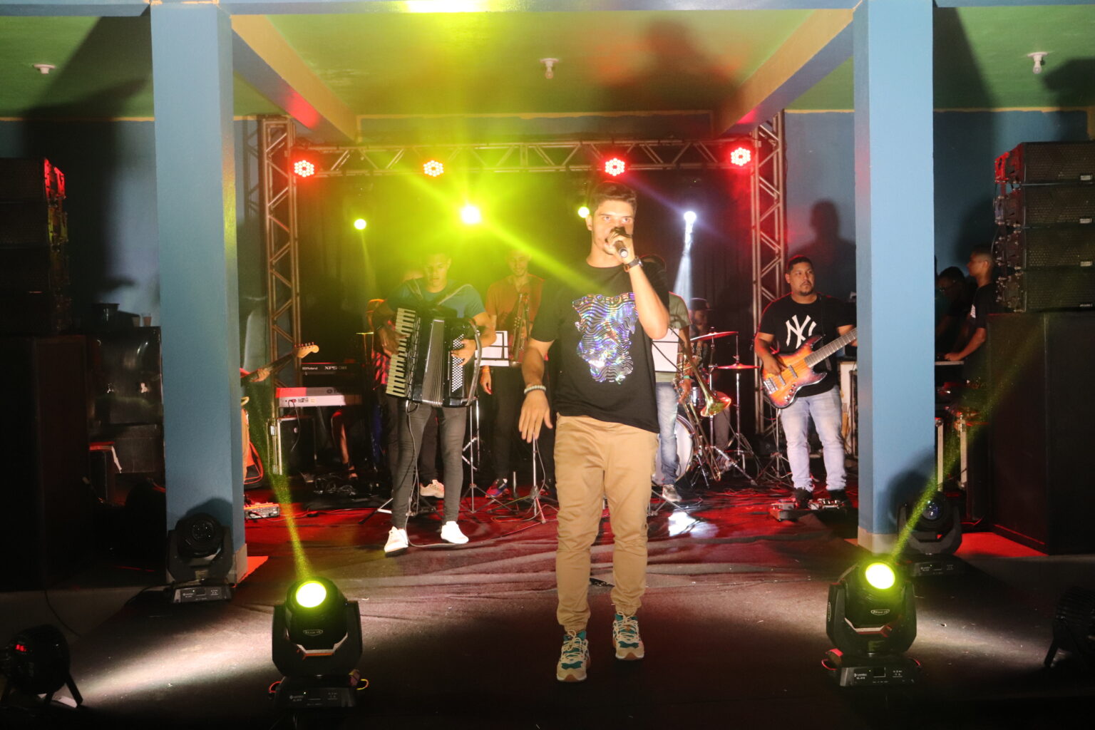 Dia dos Pais fica gravado na memória com show do Sindecomar