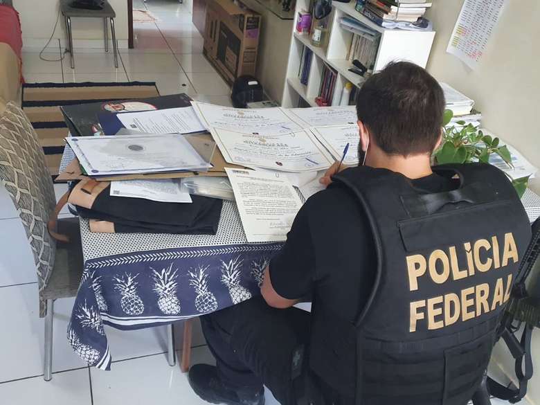 PF investiga fraudes em revalidação de diplomas no Pará
