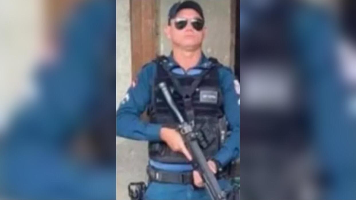 Corporação diz que policial militar atirou em cachorro para se defender