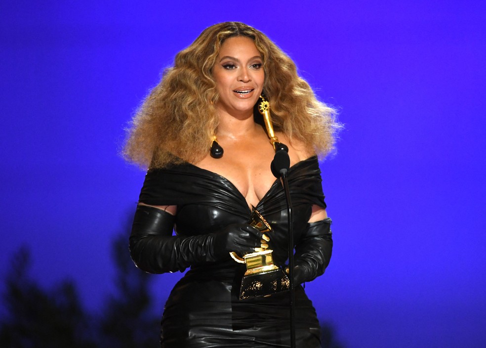 Beyoncé diz que está construindo fazenda para plantar maconha