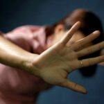 Homem é preso após ser flagrado agredindo mulher com pedaço de madeira em Marabá