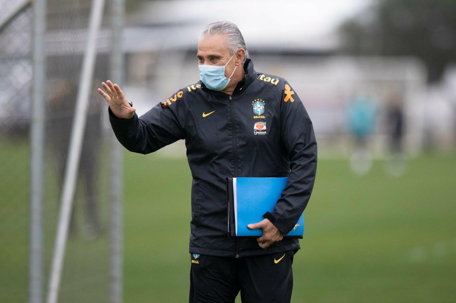 Brasil encara Argentina, Chile e Peru em rodada tripla de Eliminatórias