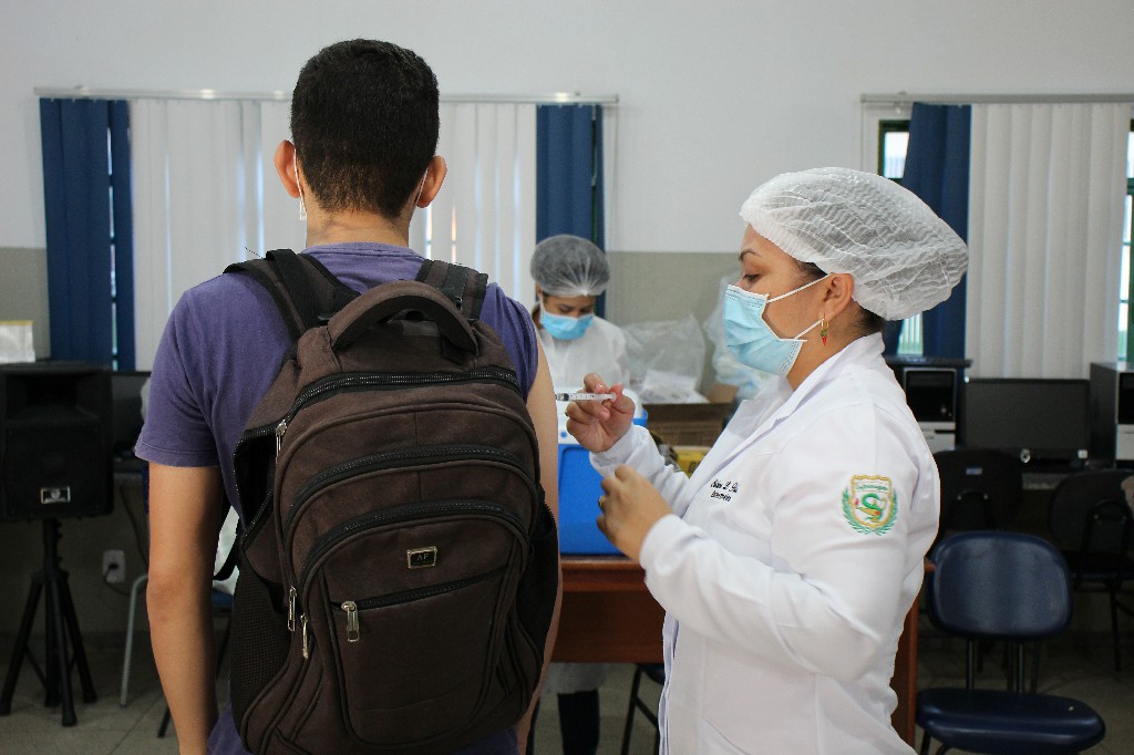 Marabá avança vacinação e libera doses para pessoas com mais de 20 anos