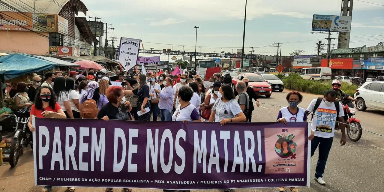 ‘Não somos propriedade’, dizem mulheres em protesto após morte de modelo