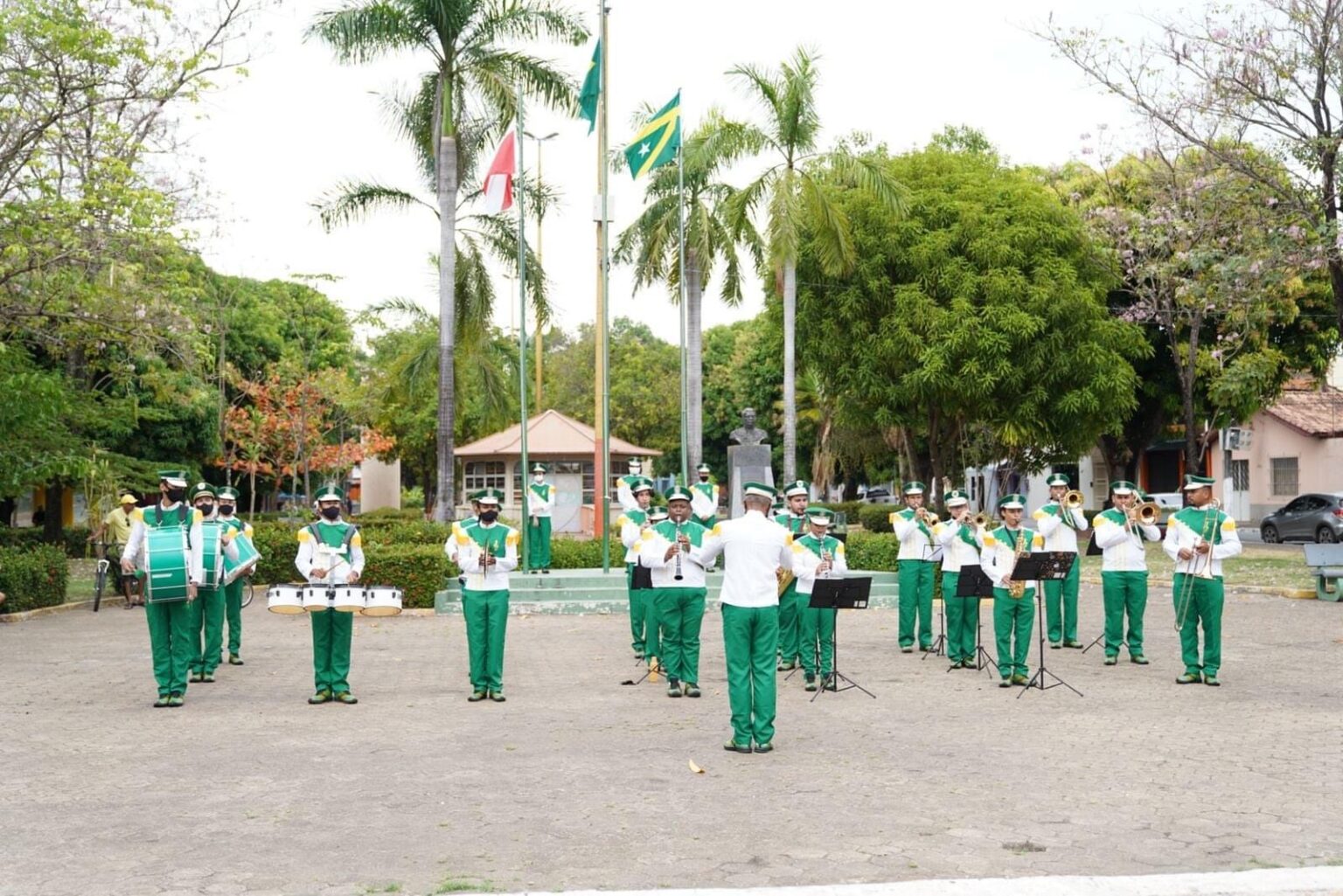 Marabá celebra a Independência com hasteamento de bandeiras e café da manhã
