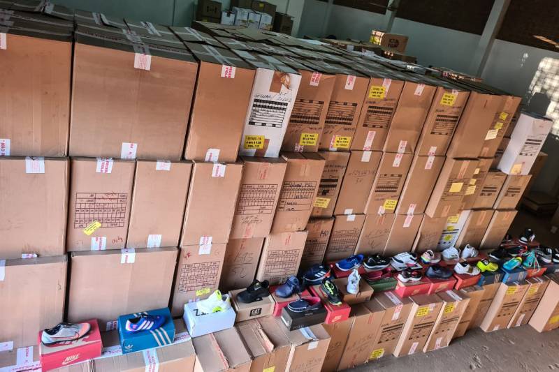 Sefa apreende 4.548 pares de sapatos falsificados no sudeste do Pará
