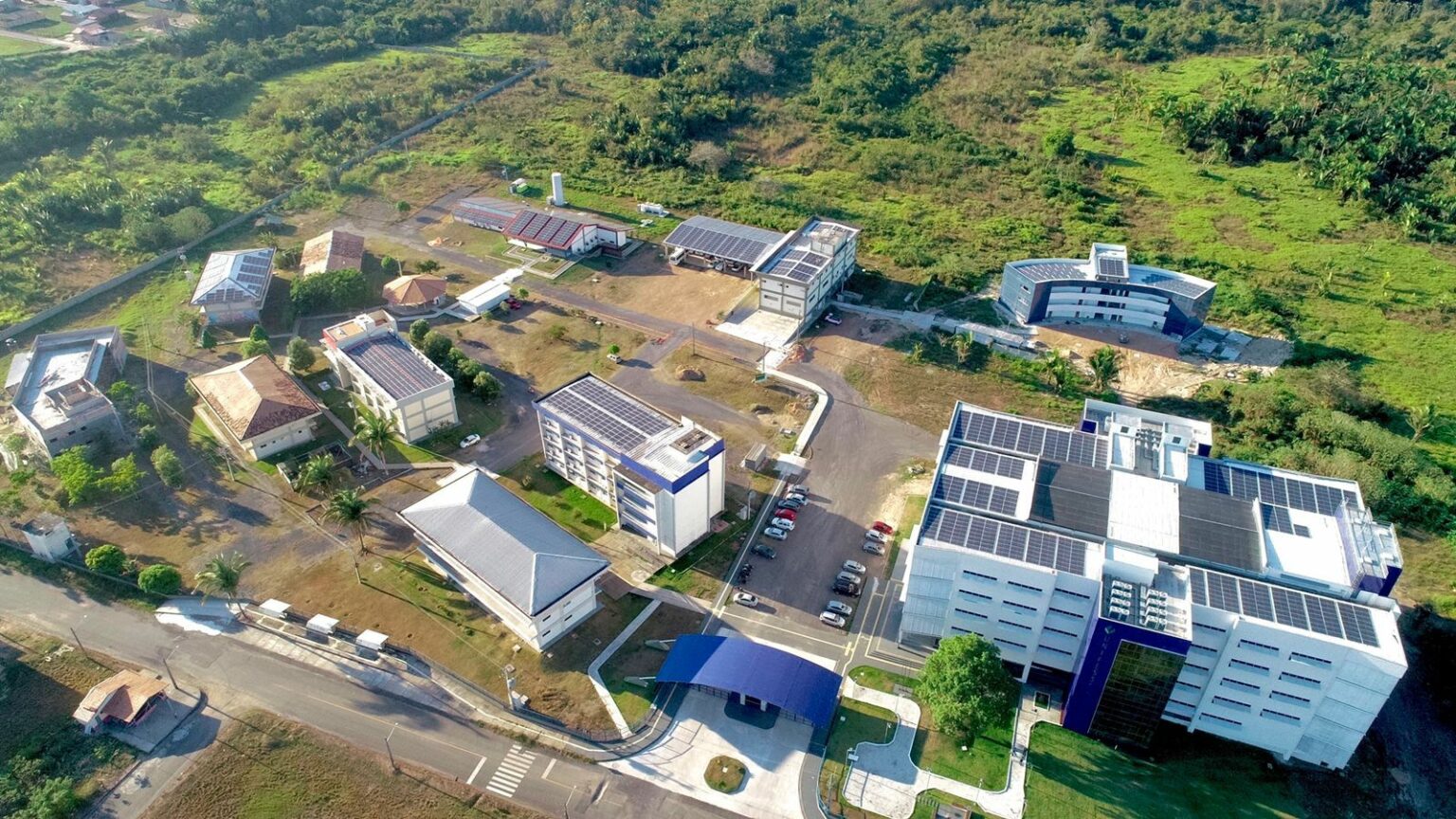Unifesspa inaugura parque solar para diminuir valor da conta de energia