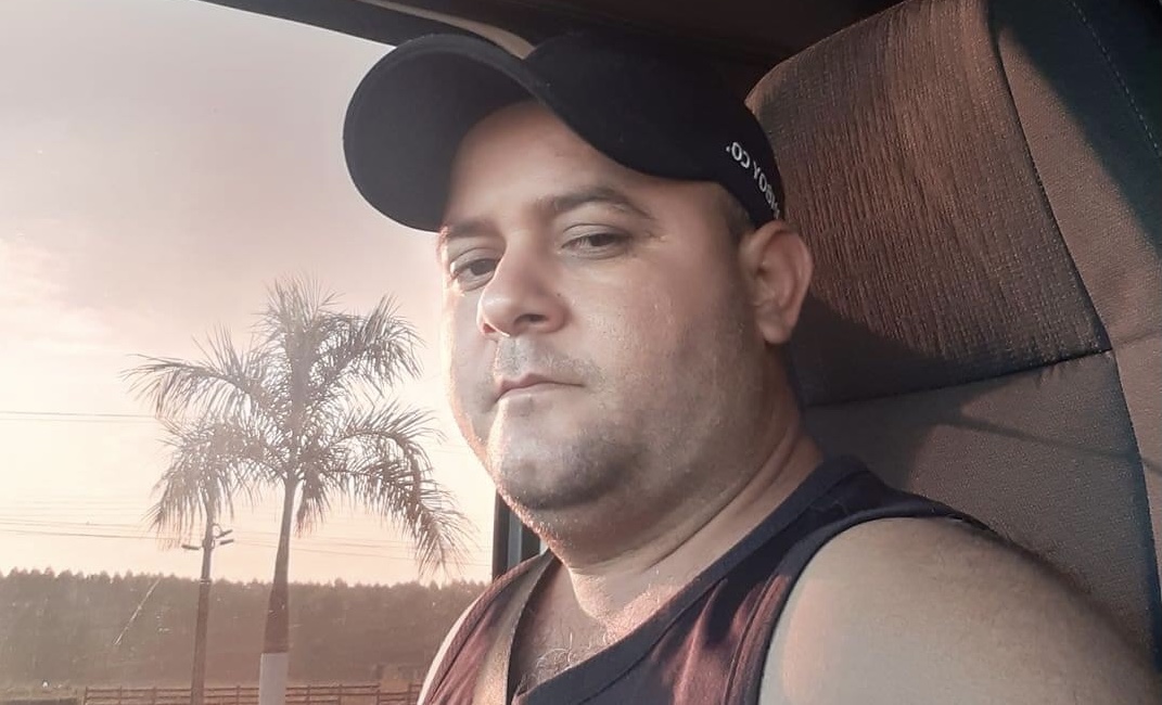 Motorista morre esmagado pelo próprio caminhão em Parauapebas