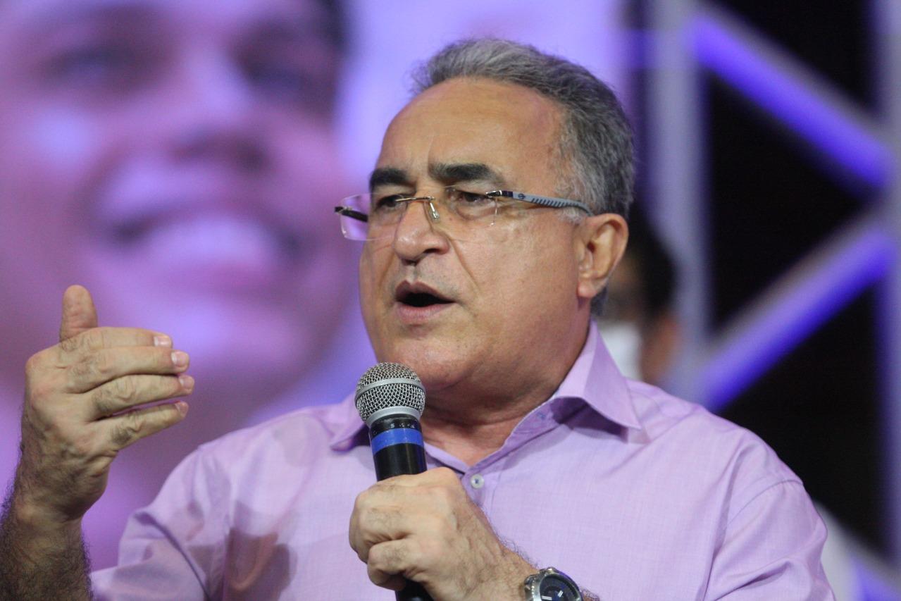 Prefeito de Belém testa positivo para covid-19