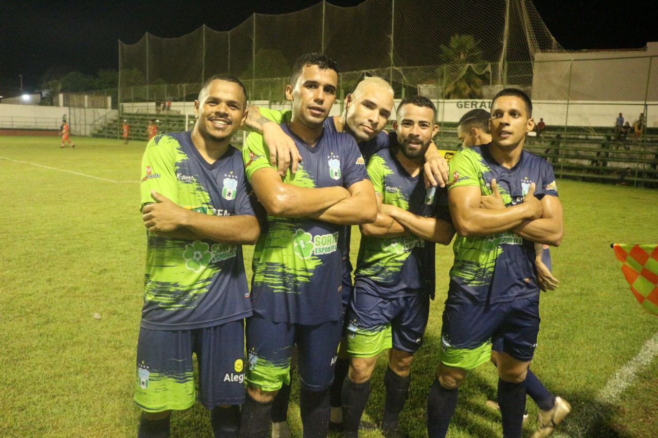 Renegados confirma favoritismo e avança à final do 1º turno do Marabaense