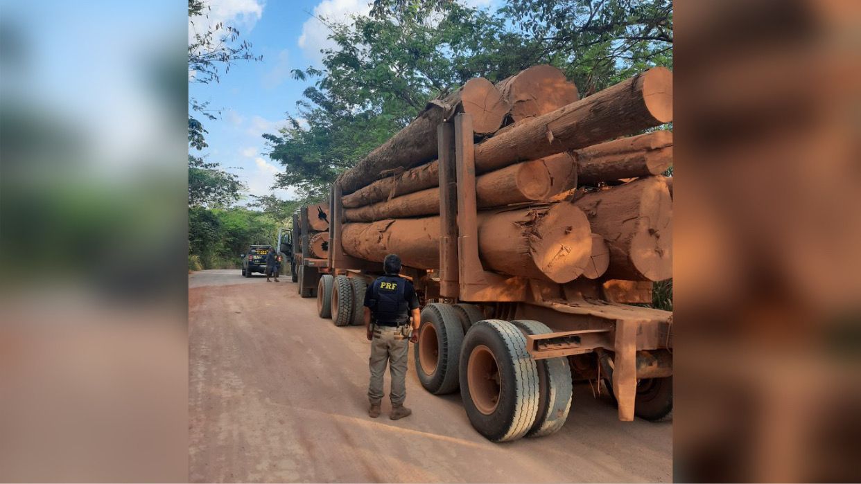 PRF apreende bitrem com 86 m³ de madeira ilegal no sudeste do Pará