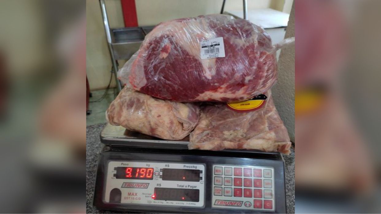Dono de supermercado de Marabá flagra açougueiros furtando picanha