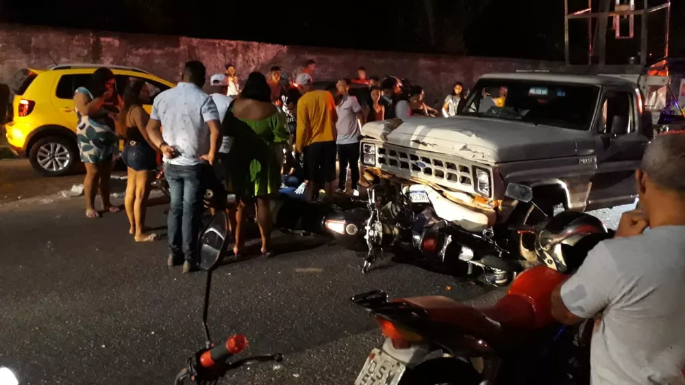 Caminhonete atropela grupo que ajudava motociclista ferido em acidente no Pará