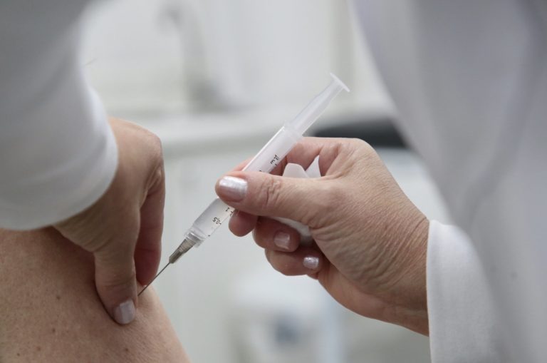 Vacinação continua nesta quarta em Marabá com aplicação de três doses