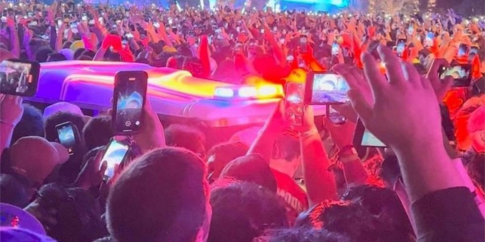 Tumulto em festival deixa 8 mortos e vários pisoteados