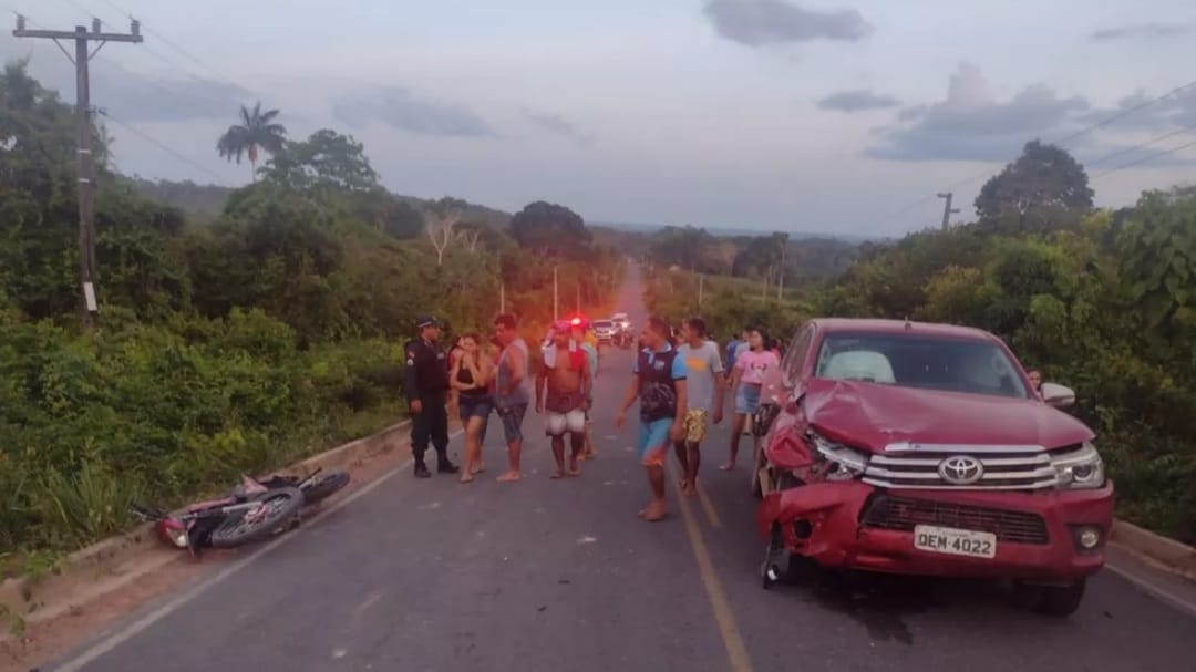 Motociclista morre após bater em caminhonete na PA-370