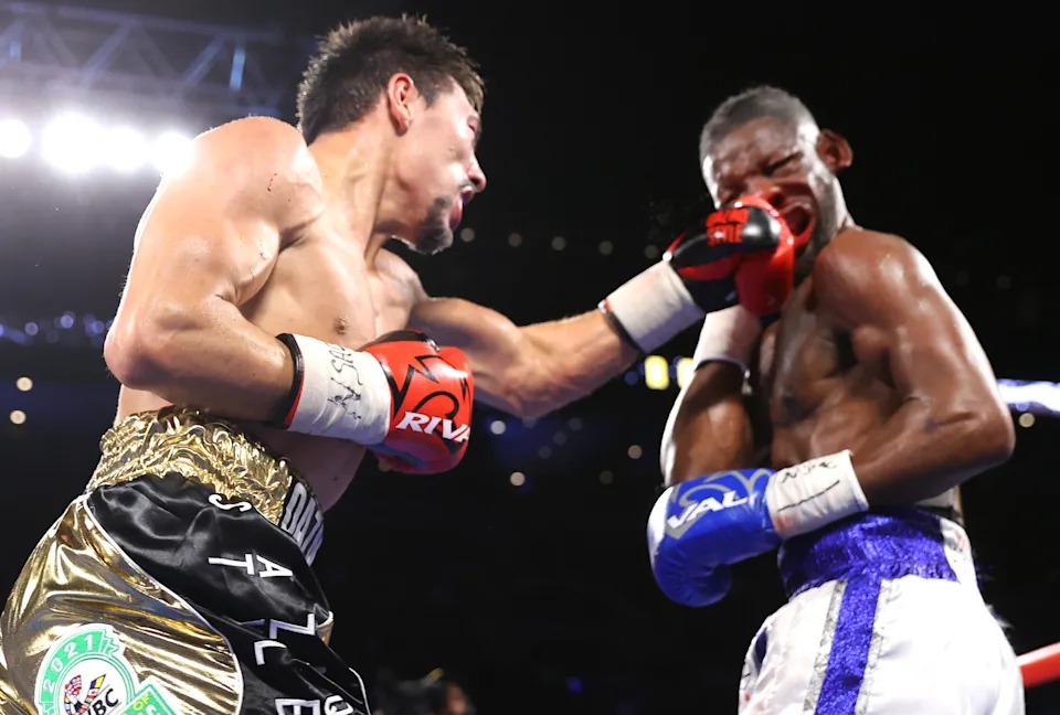 Nas cordas, boxeador implora para continuar: ‘Pronto para morrer’