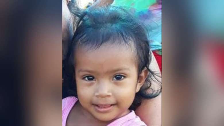 Criança de 3 anos morre esmagada por pilha de madeira no Pará