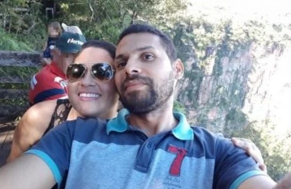 ‘A sua mãe me humilhou’, diz homem ao assassinar a ex na frente da filha