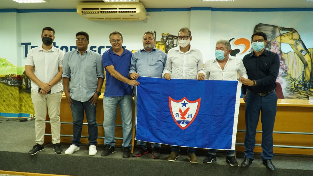 Águia de Marabá apresenta nova equipe técnica do clube