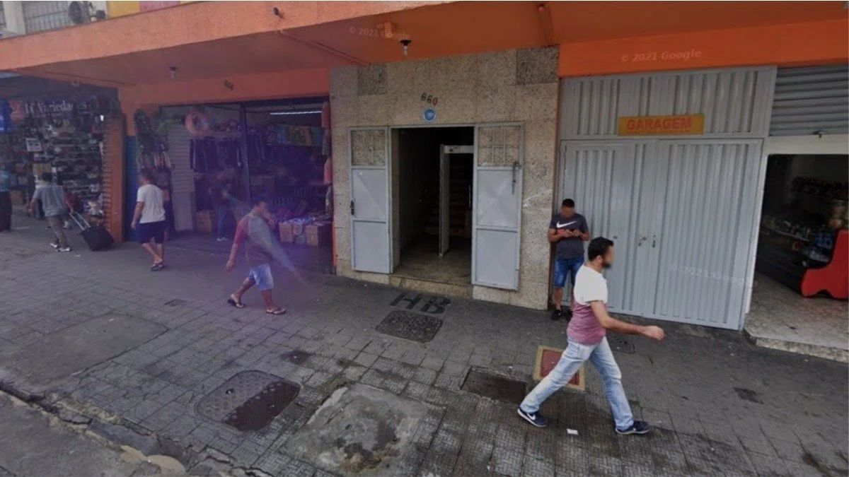 Homem tem surto após usar cocaína e morre em quarto de motel