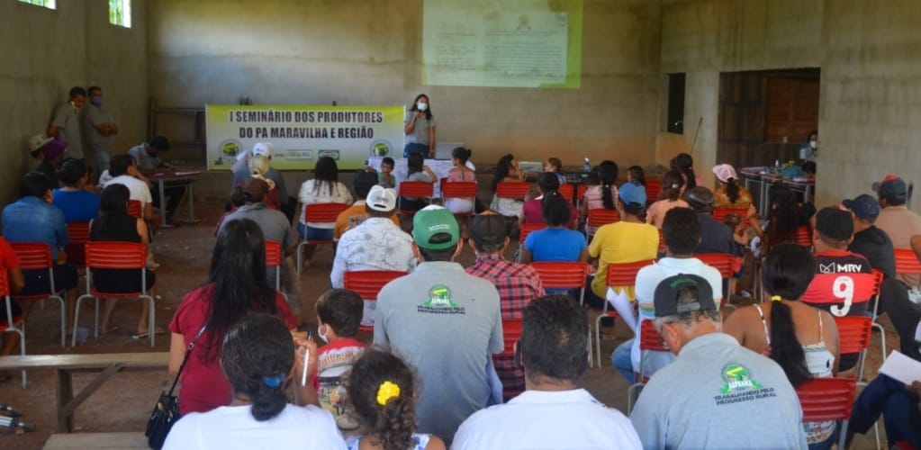 Seminário reúne mais de 100 trabalhadores rurais na Vila Maravilha