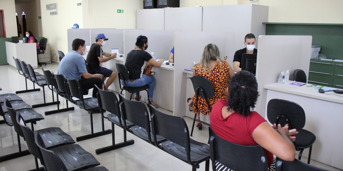 Procon alerta consumidores sobre cuidados nas compras de Natal
