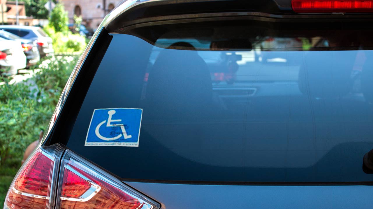 Comissão aprova projeto para produção mínima de carros adaptados