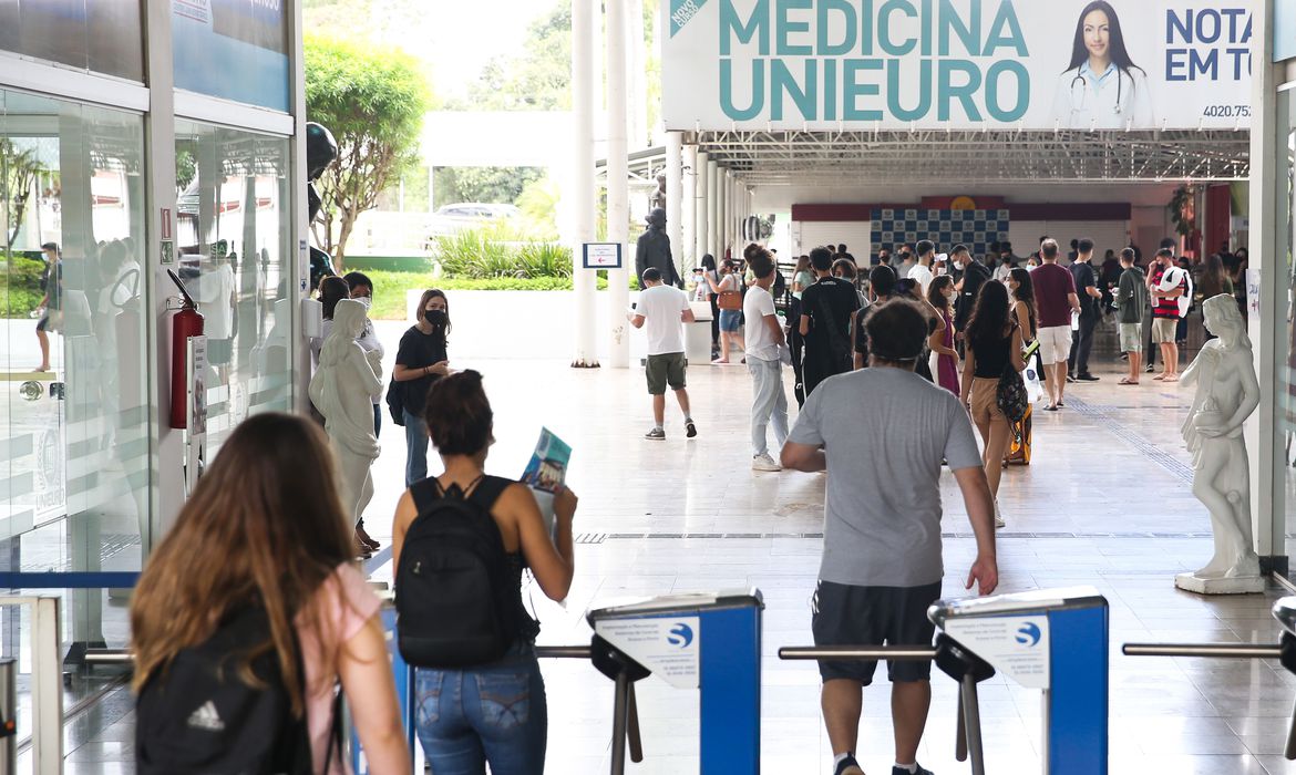 Prazo para solicitar replicação do Enem termina nesta sexta