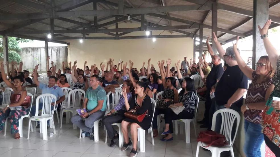 Trabalhadores em educação do Pará participam de assembleia nesta sexta