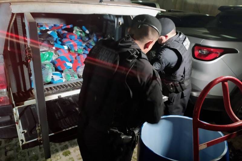 Polícia Militar apreende 400 quilos de cocaína em embarcação no Pará