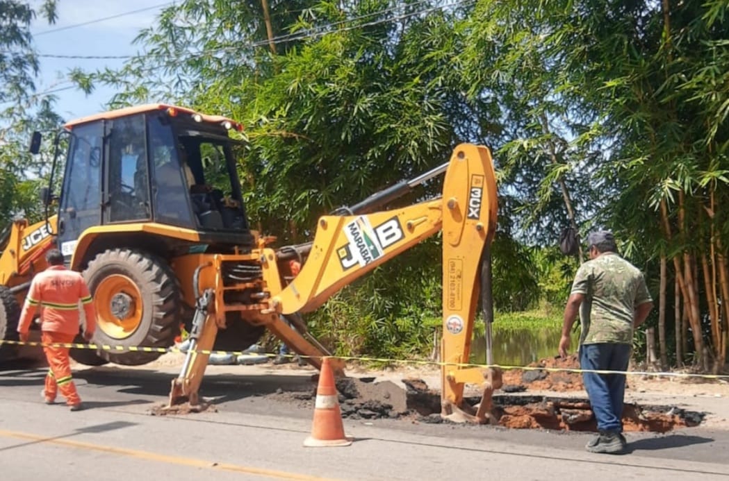 Prefeitura recupera asfalto com cratera na entrada da Velha Marabá