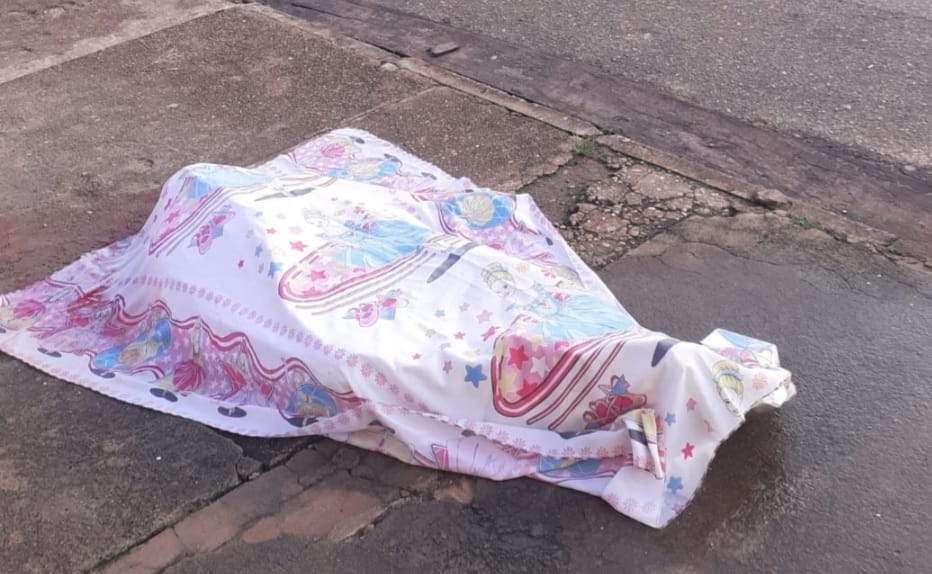Ajudante mata pedreiro com facada na garganta em Marabá
