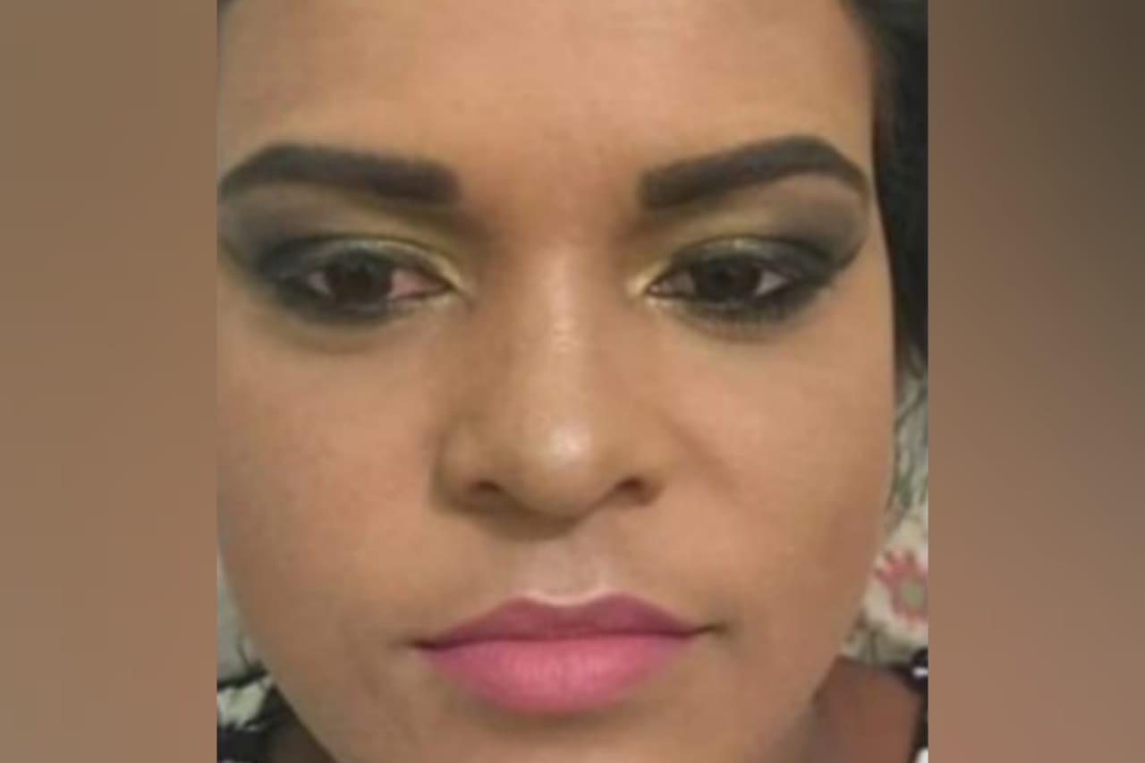 Mulher é assassinada a tiros dentro de casa após testemunhar morte de cantor