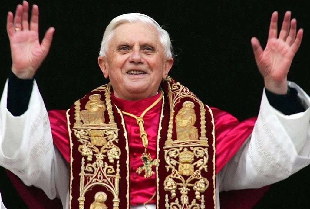 Investigação indica que Papa Bento XVI sabia de abusos sexuais de padres contra crianças