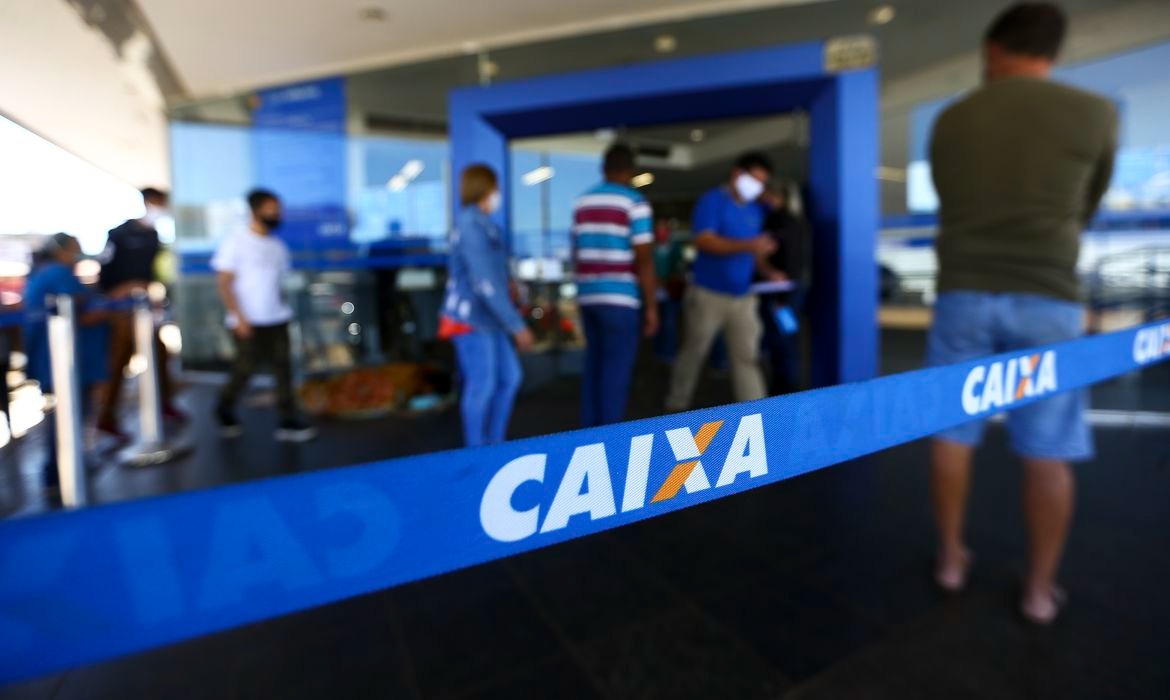 Mais de 300 mil trabalhadores ainda não sacaram o abono salarial de 2019