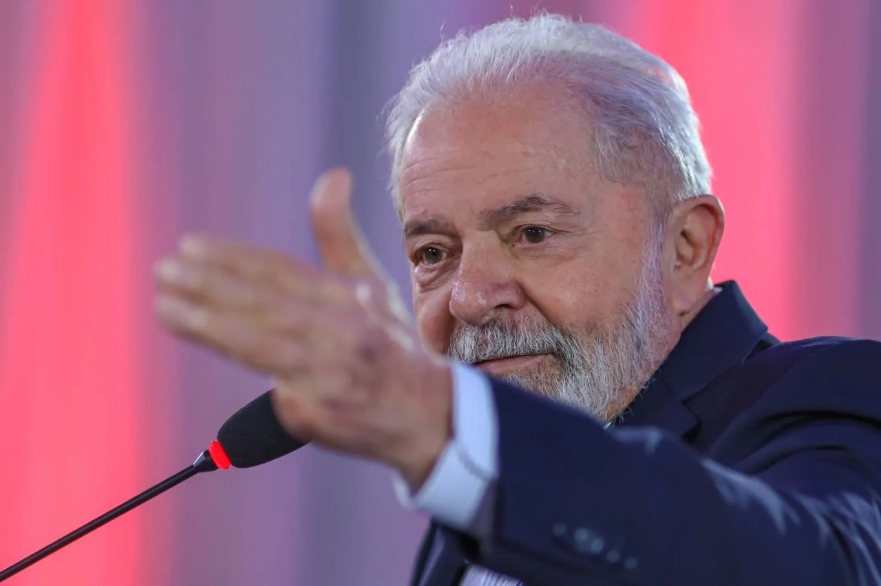 Lula deve mais de R$ 1 milhão em impostos à União