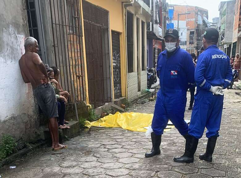 Trabalhador morre após levar choque elétrico e cair de altura de 20 metros