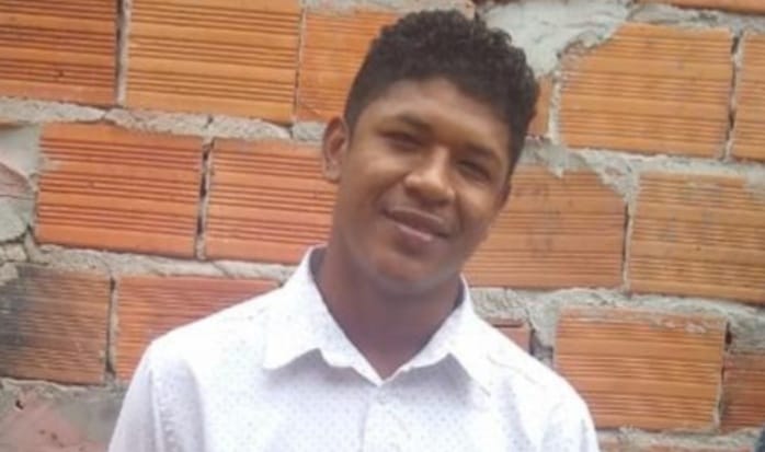 Mãe reconhece corpo de filho morto em confronto com a PM no nordeste do Pará