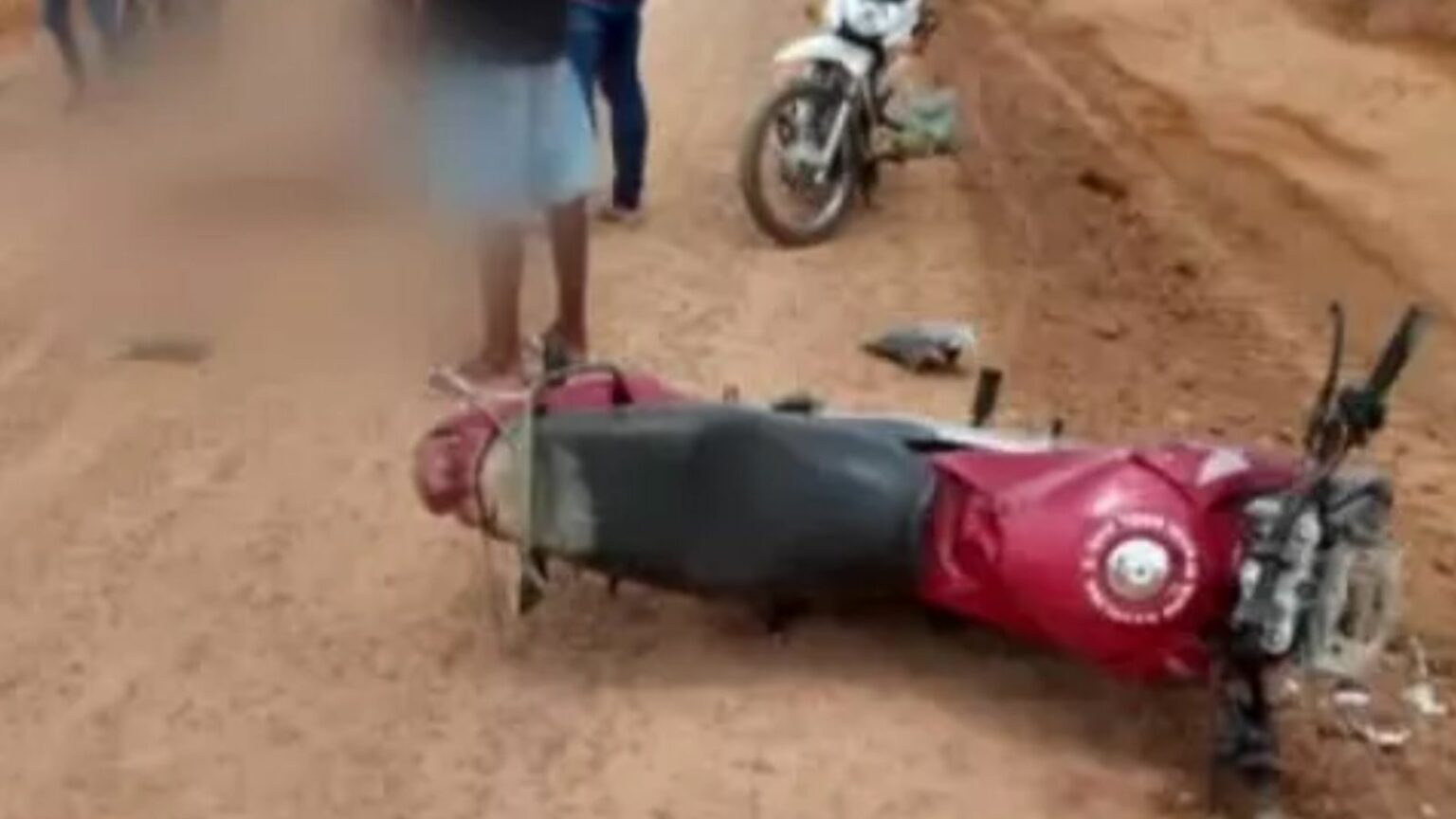Adolescente morre após bater moto contra caçamba no nordeste do Pará