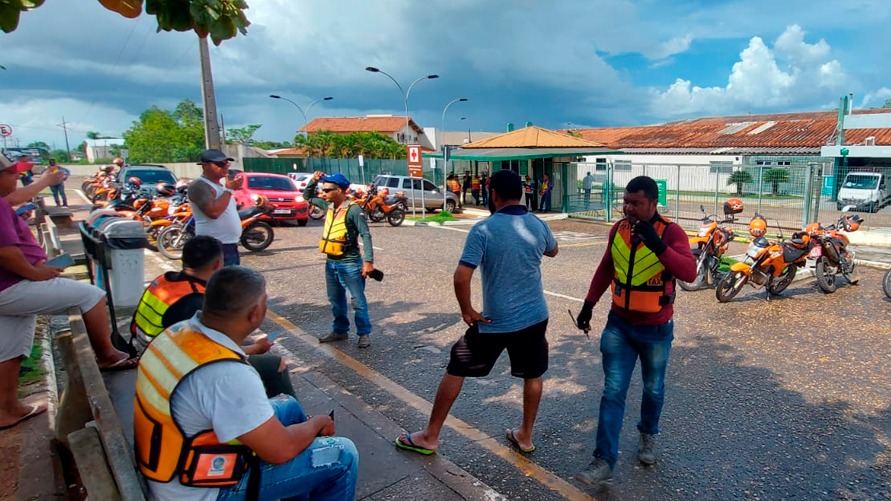 Tensão e protesto marcam assassinato de mototaxista em Marabá